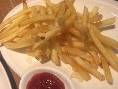 -玛格萝妮(汇智国际商业中心店)