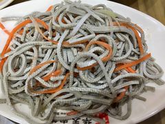 拌豆腐丝-华天二友居肉饼(新街口店)