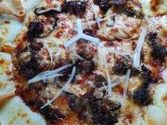 皇冠芝心澳洲牛肉披萨-必胜客(会展店)