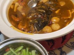 -卢大鲜鱼头捞饭(美利广场店)