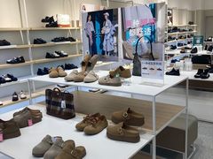 -hotwind热风(中贸广场店)