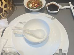 -鼎泰亨·海鲜牛肉餐厅(滨江店)