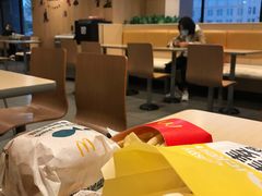 大堂-麦当劳(军博店)