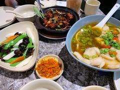 -鹿港小镇(霄云店)