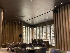 -wineapp葡萄酒餐吧(外滩金融中心店)