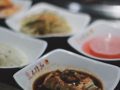 -木槿花韩式炭烤·熟成肉工坊(孙文东路店)