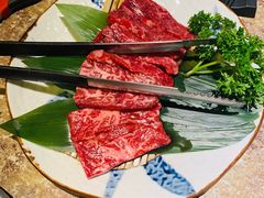 -炼火烤肉店