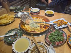 -洱火云南酸菜牛肉火锅(石景山当代商城店)