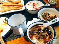 红糖冰粉-两三事小郡肝串串香火锅(桂庙店)