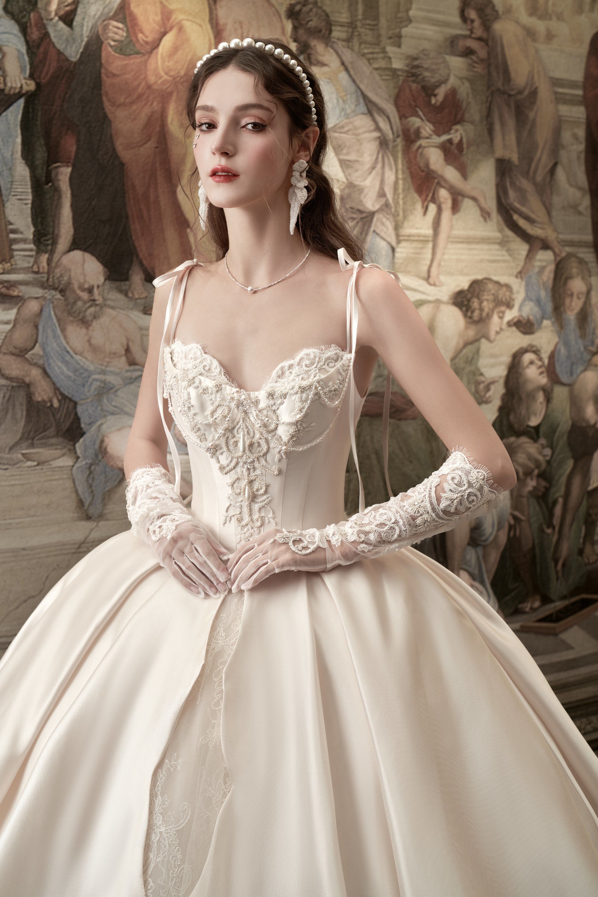 31·353630303835婚纱 | 法式蕾丝缎面主纱