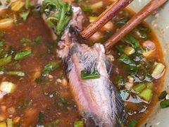 -老船夫石锅苗苗鱼·老字号(三道堰总店)