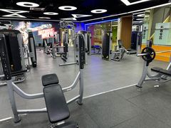 -宝德龙游泳健身