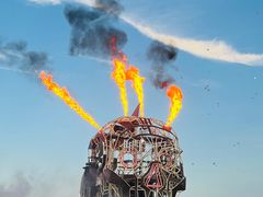 -北戴河碧螺塔海上酒吧公园