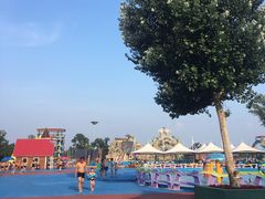 -沈阳龙润夏宫温泉水乐园