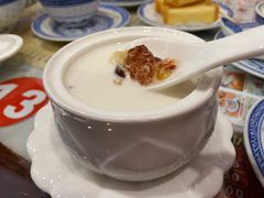 -广信牛奶甜品世家(台东店)