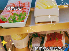 -益氣煲·筒骨砂锅火锅(安吉直营店)