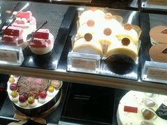 -85度C(生甜甜圈研究工坊·上海平凉店)