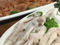 去骨鸭掌-红牌美蛙鱼头火锅(万辉国际广场店)