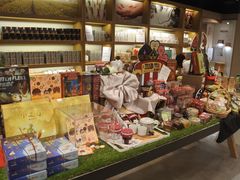 -诚品(信义店)
