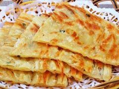 葱油饼-上海紫彤友联生煎(金沙井店)