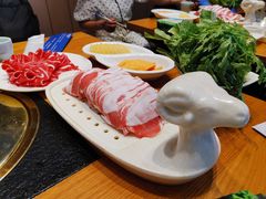 -额尔敦传统涮.冰煮羊火锅(乌兰察布体育场店)