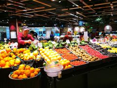 -中百仓储超市有限公司(越秀星汇维港店)