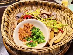 -易老头三样菜(南滨路总店)