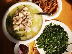 -荣生萝卜汤饭店