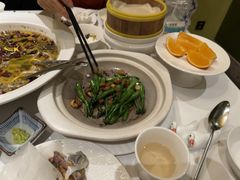 -贝勒爷·酥不腻烤鸭