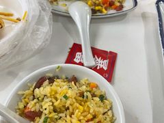 叉烧香肠粒炒饭-粤式轩广东茶餐厅(草市街店)