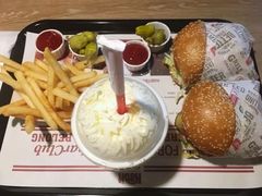 -The Habit Burger Grill 哈比特汉堡(复兴soho店)