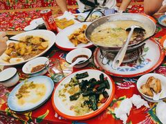 -闯关东东北农家菜(崂山石老人店)