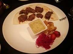 -Efes Turkish & Mediterranean Cuisine 艾菲斯餐厅(陆家嘴店)