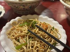 -金杨拉面王小吃面馆·牛三宝面·红烧牛肉粉
