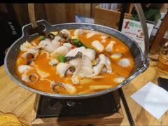 -老滇山寨•云南特色菜•地方菜•民族风情歌舞表演(金碧店)