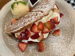 -ROAST coffee & eatery