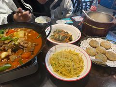 -富正毅三下锅(体育馆店)