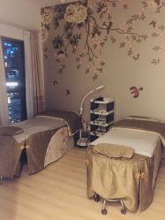 -EMILY艾枚莉美甲美睫·美颜·现磨咖啡