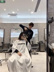 -TONI&GUY