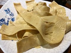 -亿诣蝎府炸酱面羊蝎子火锅(酷车小镇店)