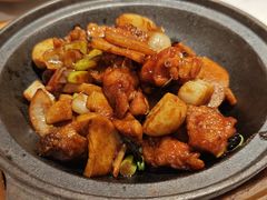 -荷花亭·湖北融合菜(中商广场店)