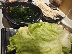 -呷哺呷哺 蔬菜畅吃(新中关购物中心店)