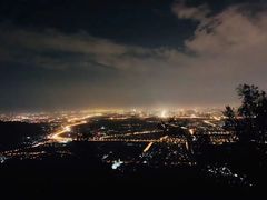 -鬼笑石后山停车场