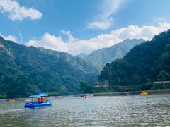-秦岭终南山世界地质公园翠华山景区