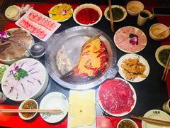 -大龙辣火锅·龙虾·烧烤(湖滨新天地店)