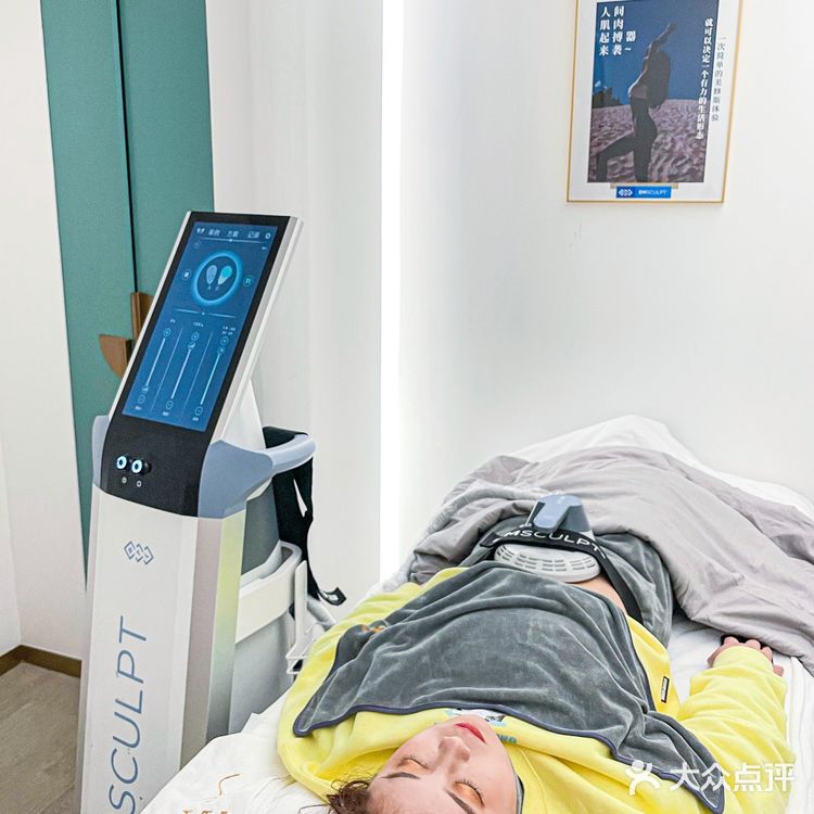 成都｜卡戴珊同款美体黑科技‼️躺着Get腹肌