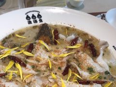 -渔语鱼酸菜鱼新川菜(来福士店)