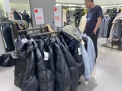 -ZARA(熙地港店)