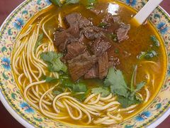 -金杨拉面王小吃面馆·牛三宝面·红烧牛肉粉
