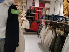 -优衣库(上海正大广场店)